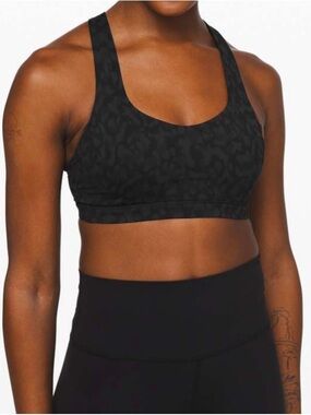 Lululemon Free To Be Serene Bra